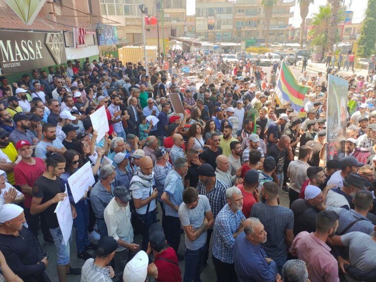 Syrians Rally Against New Alcohol Sale Restrictions and Personal Freedom Limits