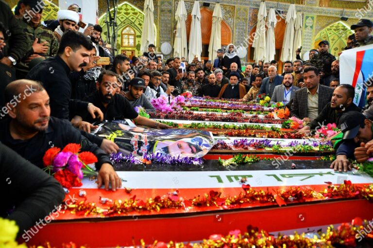 Iraqis Mourn Fighters Killed in Attacks