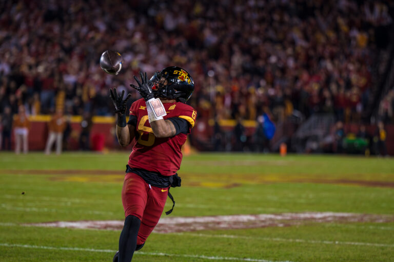 No. 2 Iowa State Faces Off Against No. 6 Tennessee in Sweet 16 Showdown