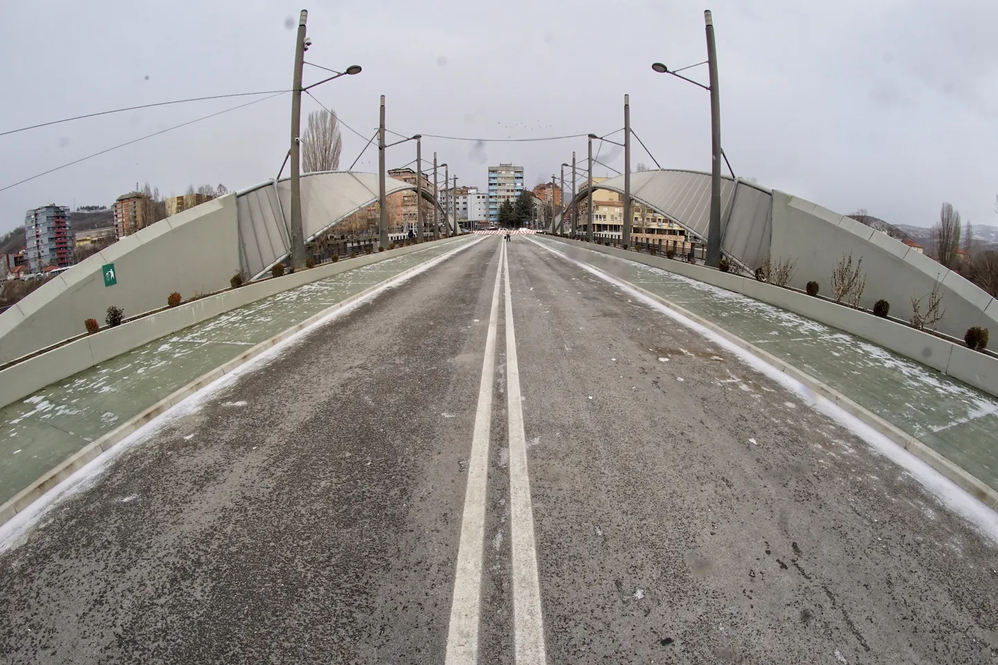 Israel Initiates Demolition of Bridges and Homes Near Lebanese Border