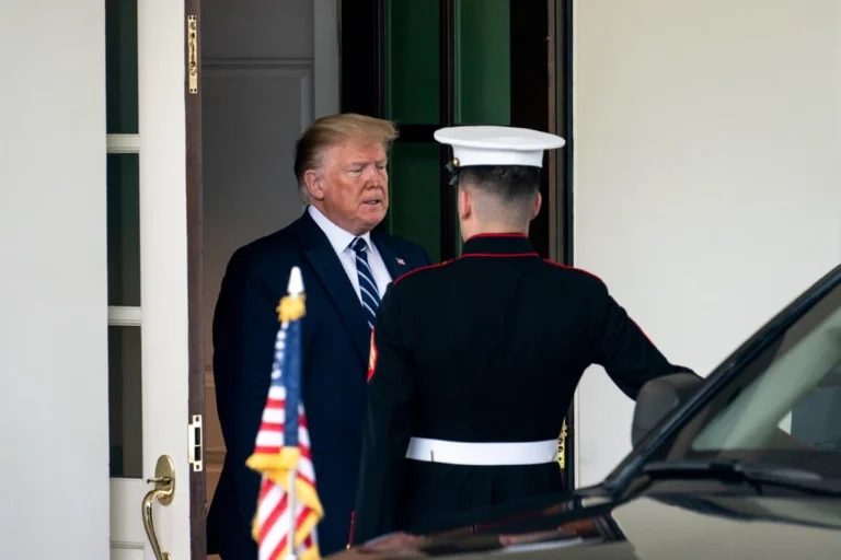 Trump Pauses Attacks on Iranian Energy Facilities, Claims Talks Are Progressing