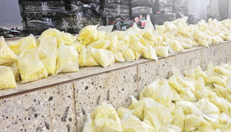 Police Recover Suspected Narcotics During Traffic Stop