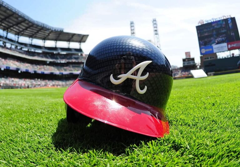 Guardians Capitalize on Braves’ Wild Pitch in Dramatic Play