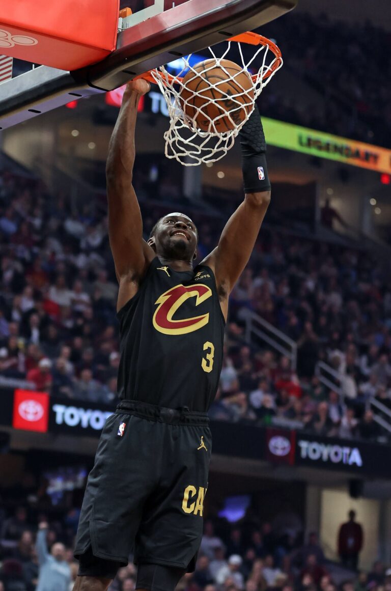 Cavs Show Strong Performance Against Raptors in Impressive Win