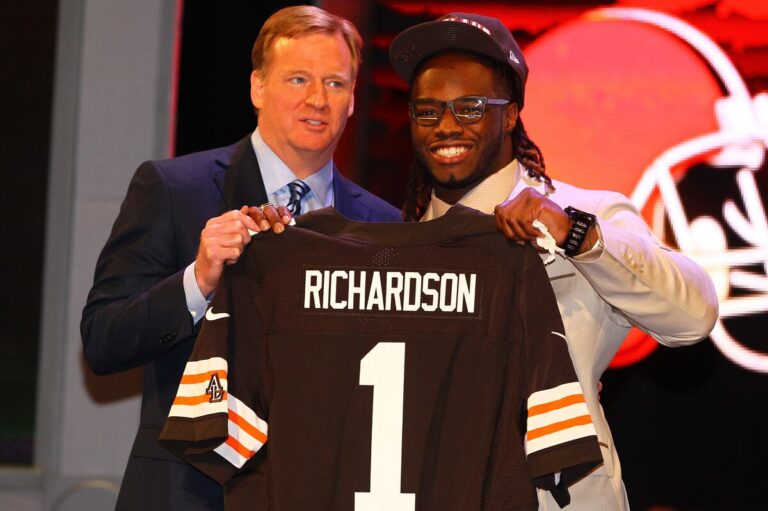 Browns Final Mock Draft: Trading Down for a Promising Receiver