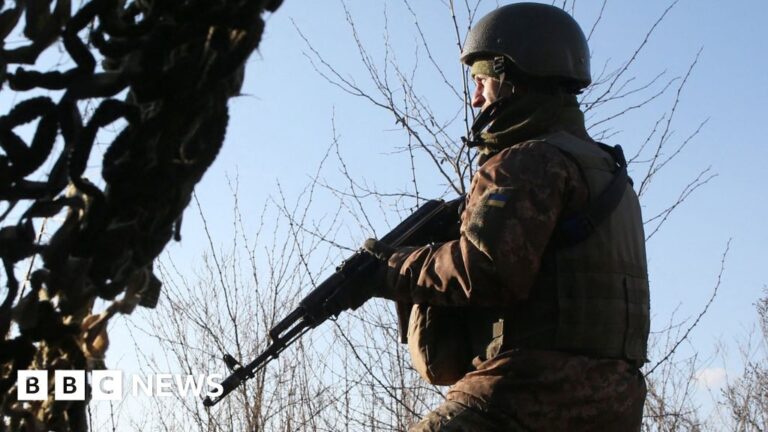 Russia Warns of Severe Consequences from EU Sanctions Amid Global Resource Shortage