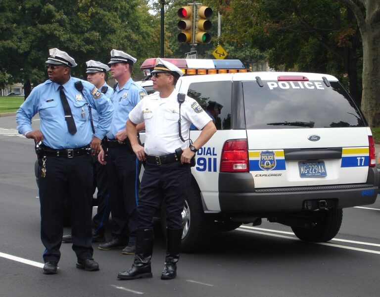 Police Make Arrests for OVI and Shoplifting in Fairview Park