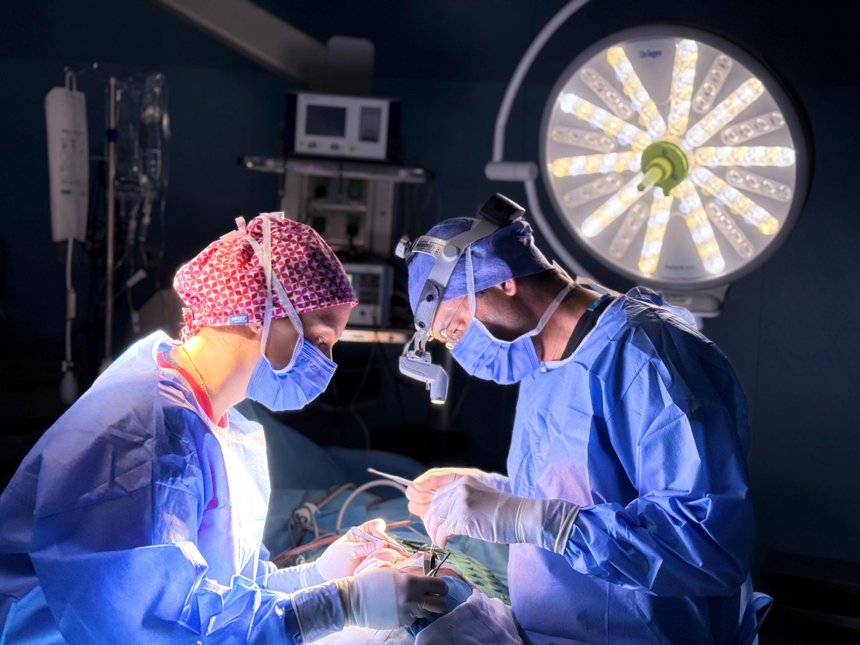 Cleveland Surgeons Complete Groundbreaking Robotic Transplant
