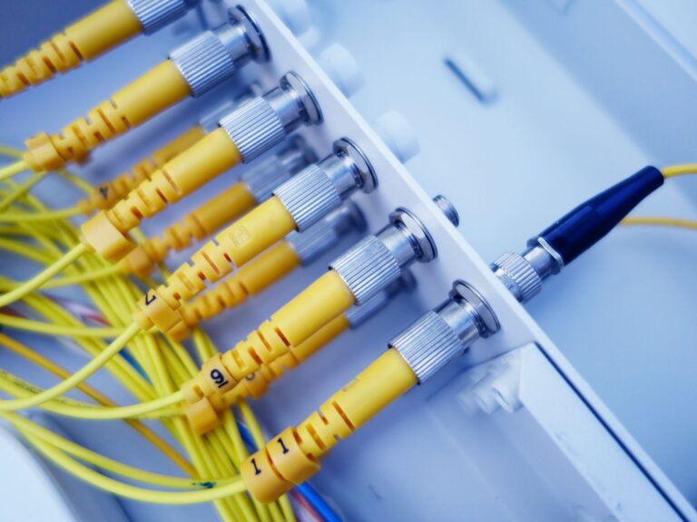 AT&T to Launch Fiber Internet Service in East Cleveland, Donates 50 Laptops to Residents