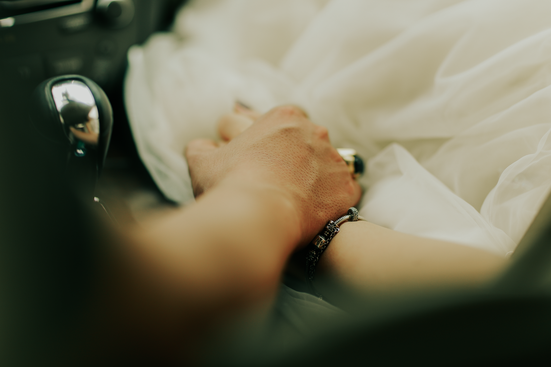 Woman Allegedly Marries 14 Men to Support $300,000 Gambling Addiction