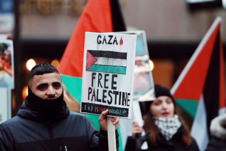 Israeli Airstrikes in Gaza Result in Civilian Casualties