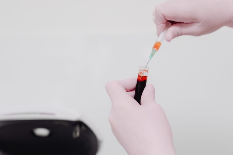 Blood Test Shows Promise in Detecting Early-Stage Colorectal Cancer and Precancerous Polyps