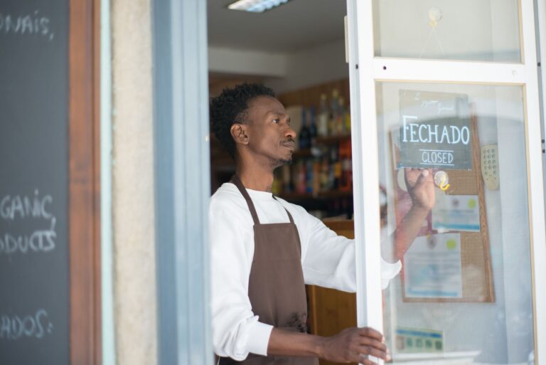 Grocery Store Hours for Labor Day 2026: What’s Open and Closed