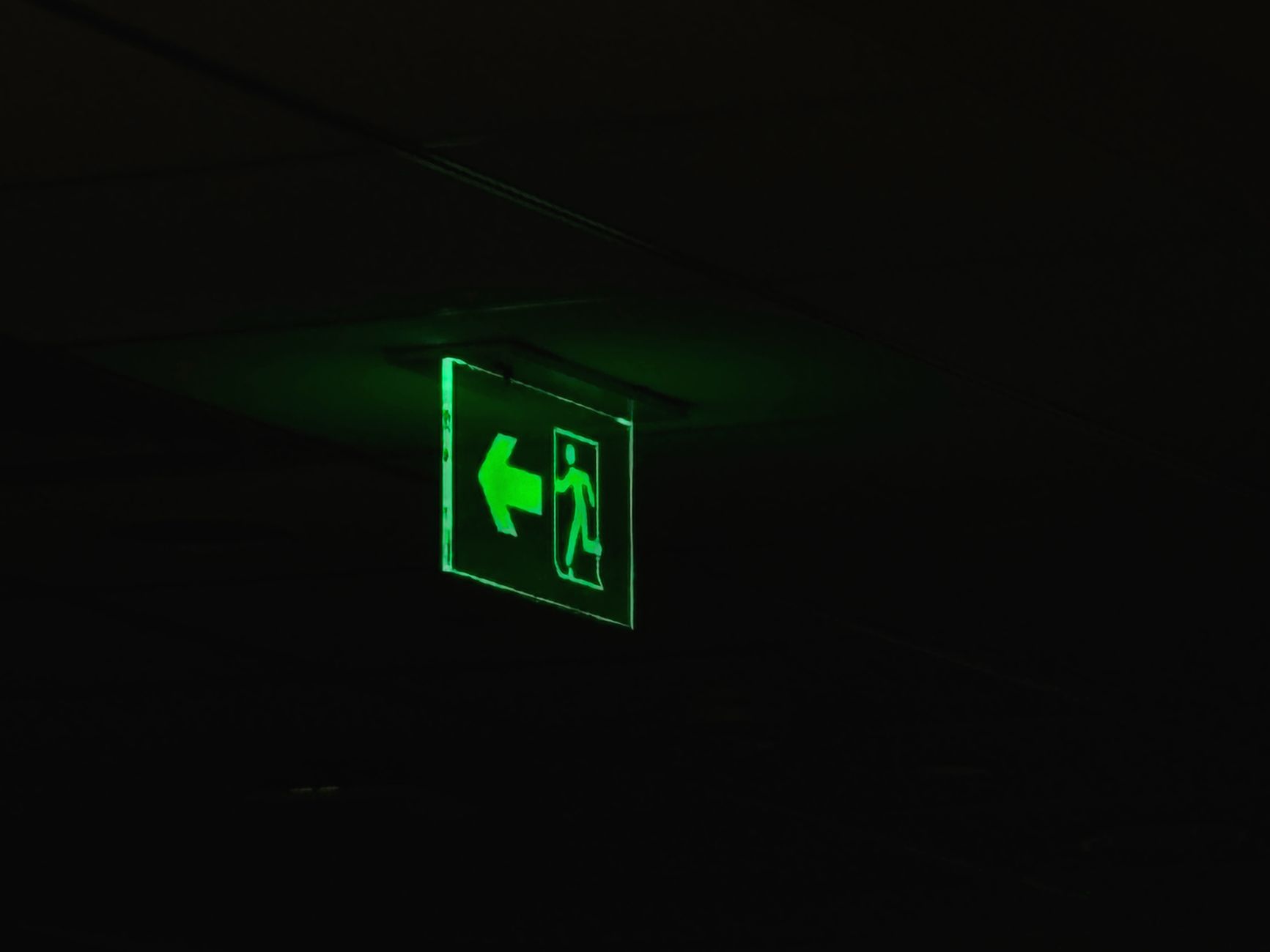 AI Researcher Exits Anthropic, Warns of Urgent Need for Safety in Artificial Intelligence