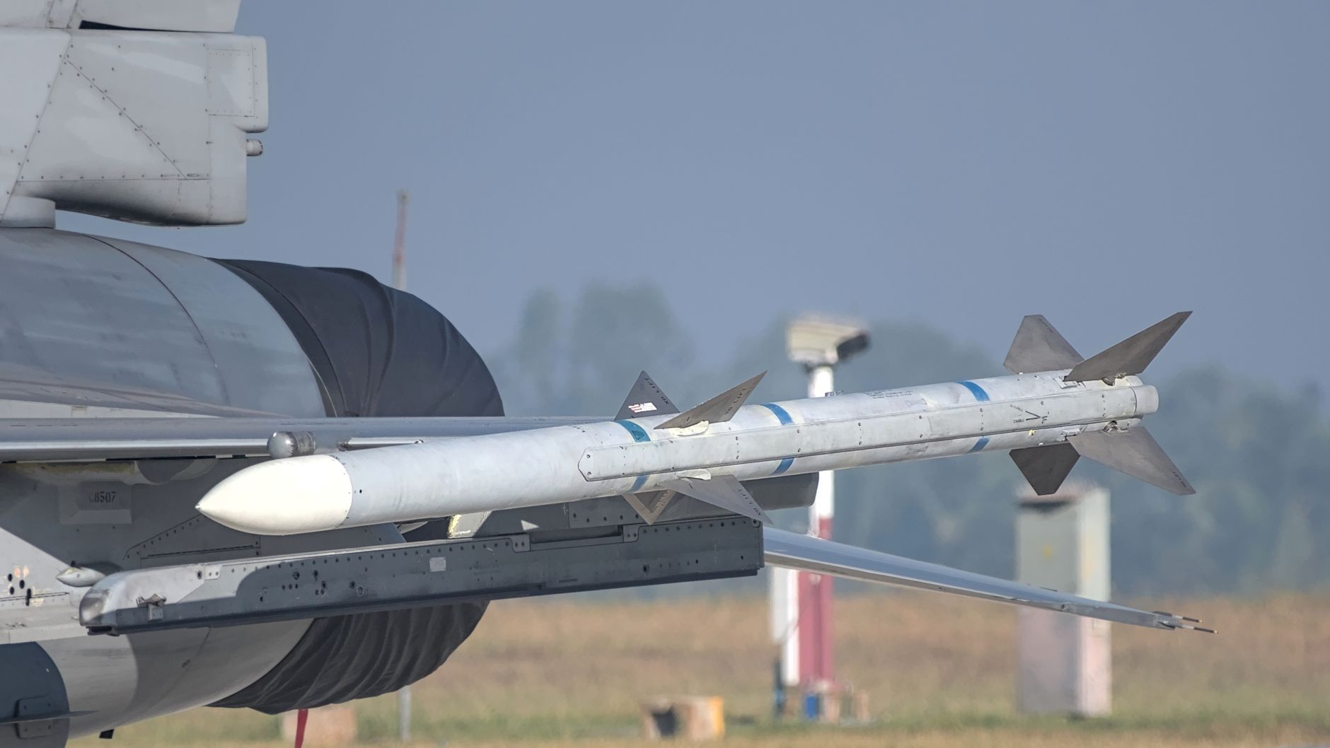 Houthis Launch Drone and Missile Attack on Saudi Military Base Amid Renewed Conflict