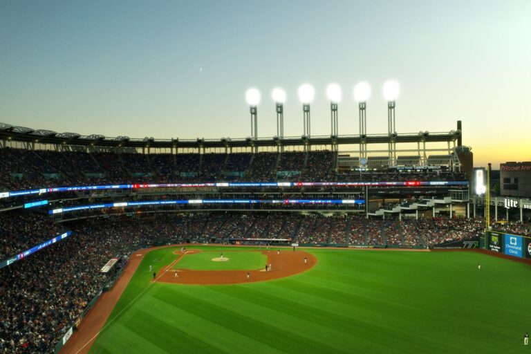 Cleveland Guardians Set to Face Chicago White Sox in Crucial AL Central Showdown