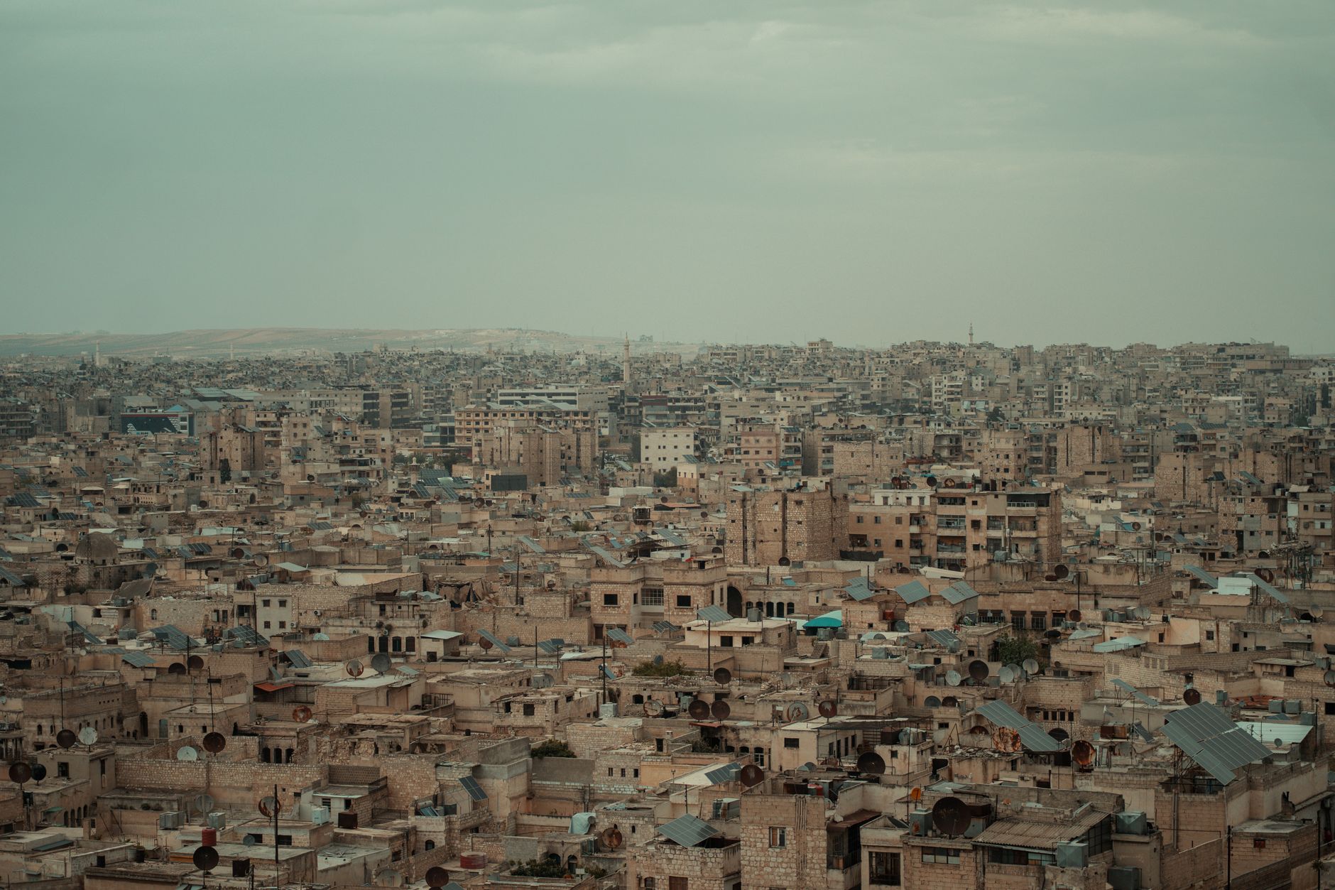 Syria’s Sharaa Discusses Economic Partnerships with UAE Leadership