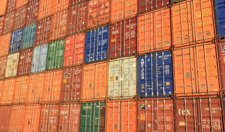 Saudi Oil Exports Reach Nine-Year Low Amid Rising Tensions