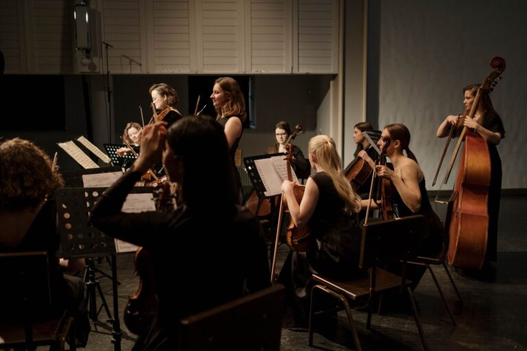 Striking Musicians Host Free Concert in Shaker Heights