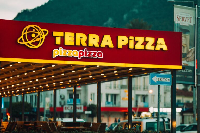 Beloved Pizza Brand Discontinued After 89 Years of Service