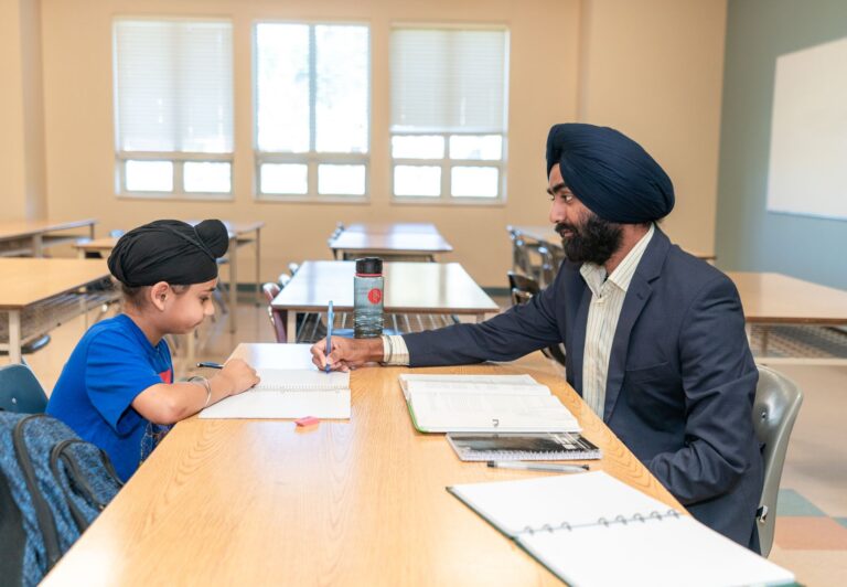 Mentor Schools Survey Reveals Divided Opinions on Eighth-Grade Consolidation