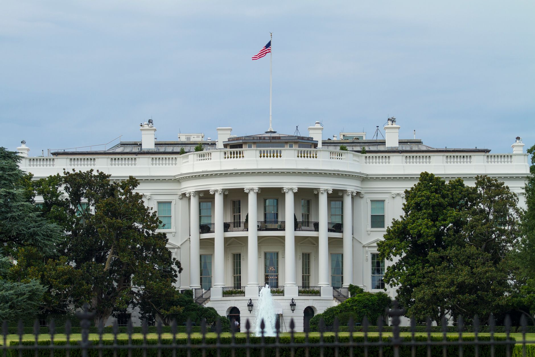 White House Press Secretary’s Past in Affiliate Marketing Raises Eyebrows