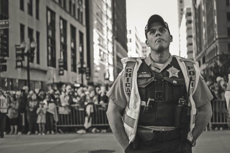 Chicago Police Collaborate with HSI to Monitor Anti-ICE Activists in Minnesota