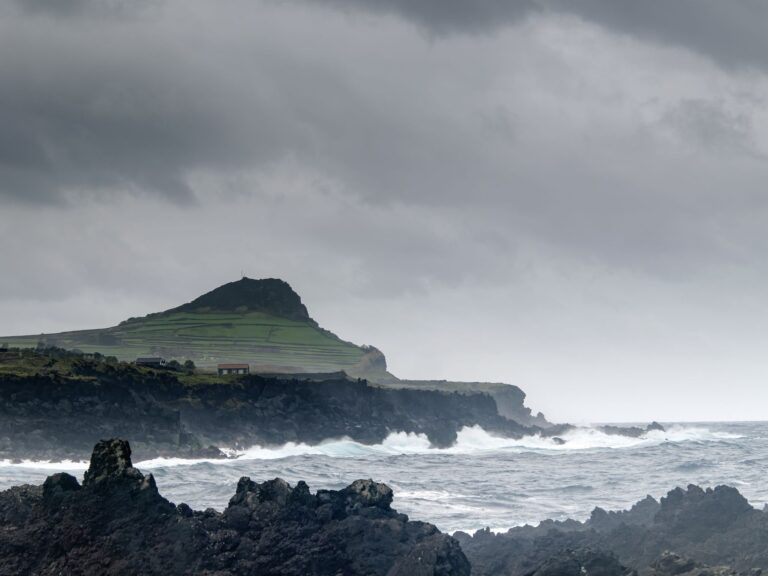 Portugal Investigates US Military Use of Lajes Air Base Amid Iran Conflict